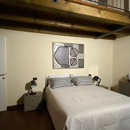 Loveflat A Pochi Passi Dal Castello Estense *