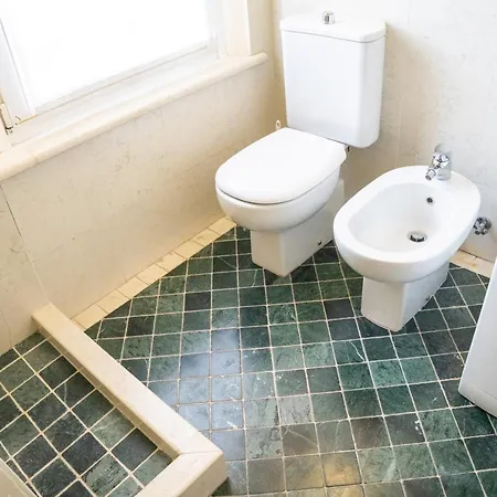 Loveflat A Pochi Passi Dal Castello Estense Apartment *
